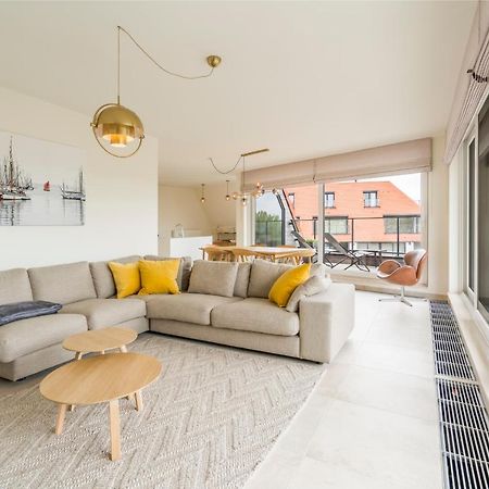 شقة Renewed Comfort Duplex W 2 Terraces Nearby Marina نيوبورت المظهر الخارجي الصورة