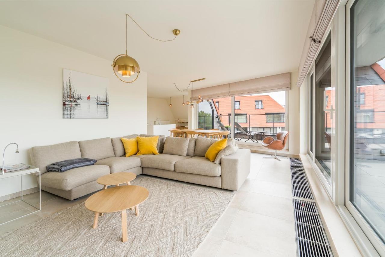 شقة Renewed Comfort Duplex W 2 Terraces Nearby Marina نيوبورت المظهر الخارجي الصورة