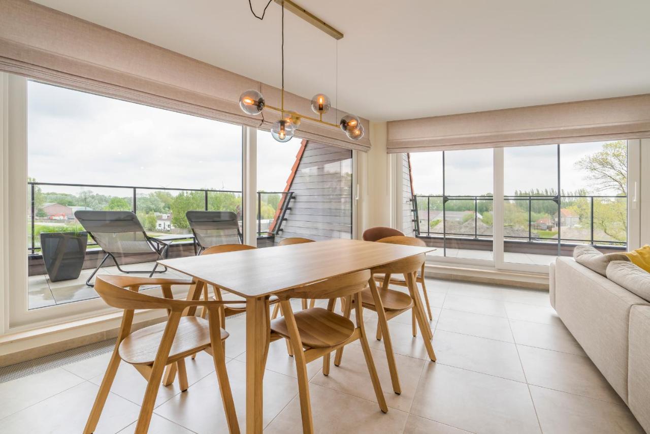 شقة Renewed Comfort Duplex W 2 Terraces Nearby Marina نيوبورت المظهر الخارجي الصورة
